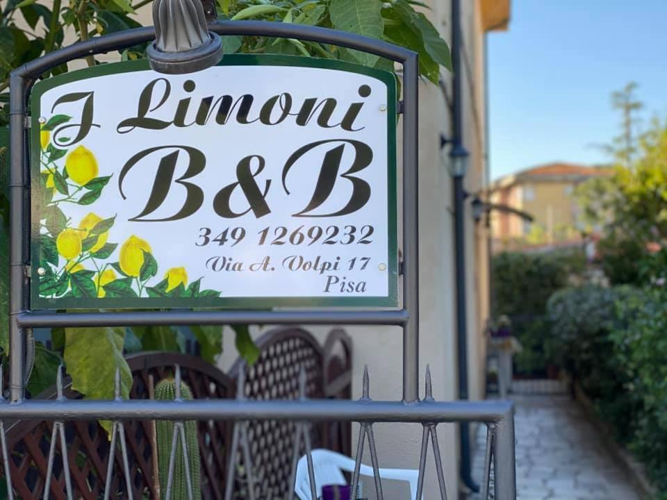 I Limoni B&B Pisa Bagian luar foto